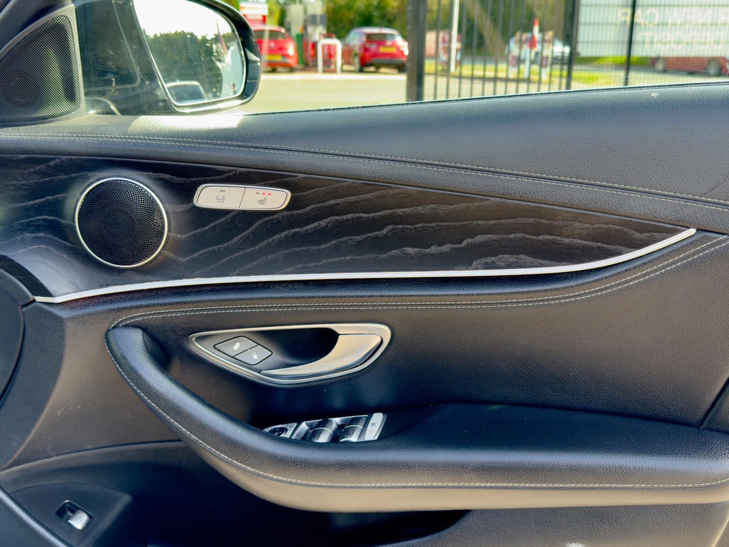 Used Mercedes-Benz E Class 2016 for sale - 75720169: Photo 30