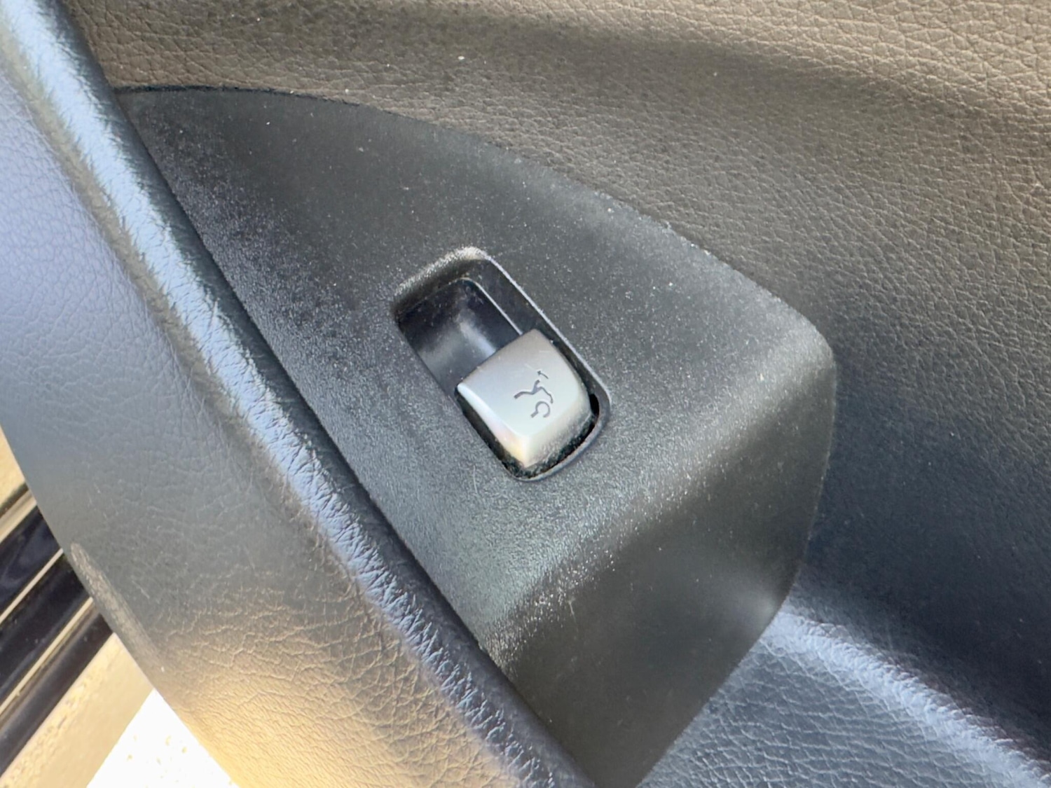 Used Mercedes-Benz E Class 2016 for sale - 75720169: Photo 33