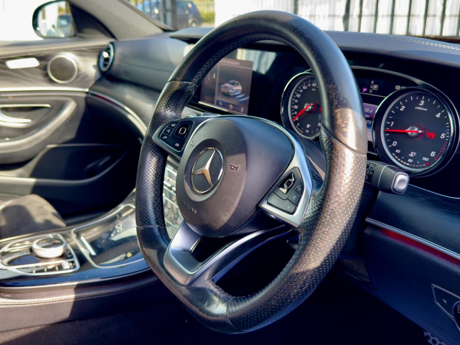 Used Mercedes-Benz E Class 2016 for sale - 75720169: Photo 37