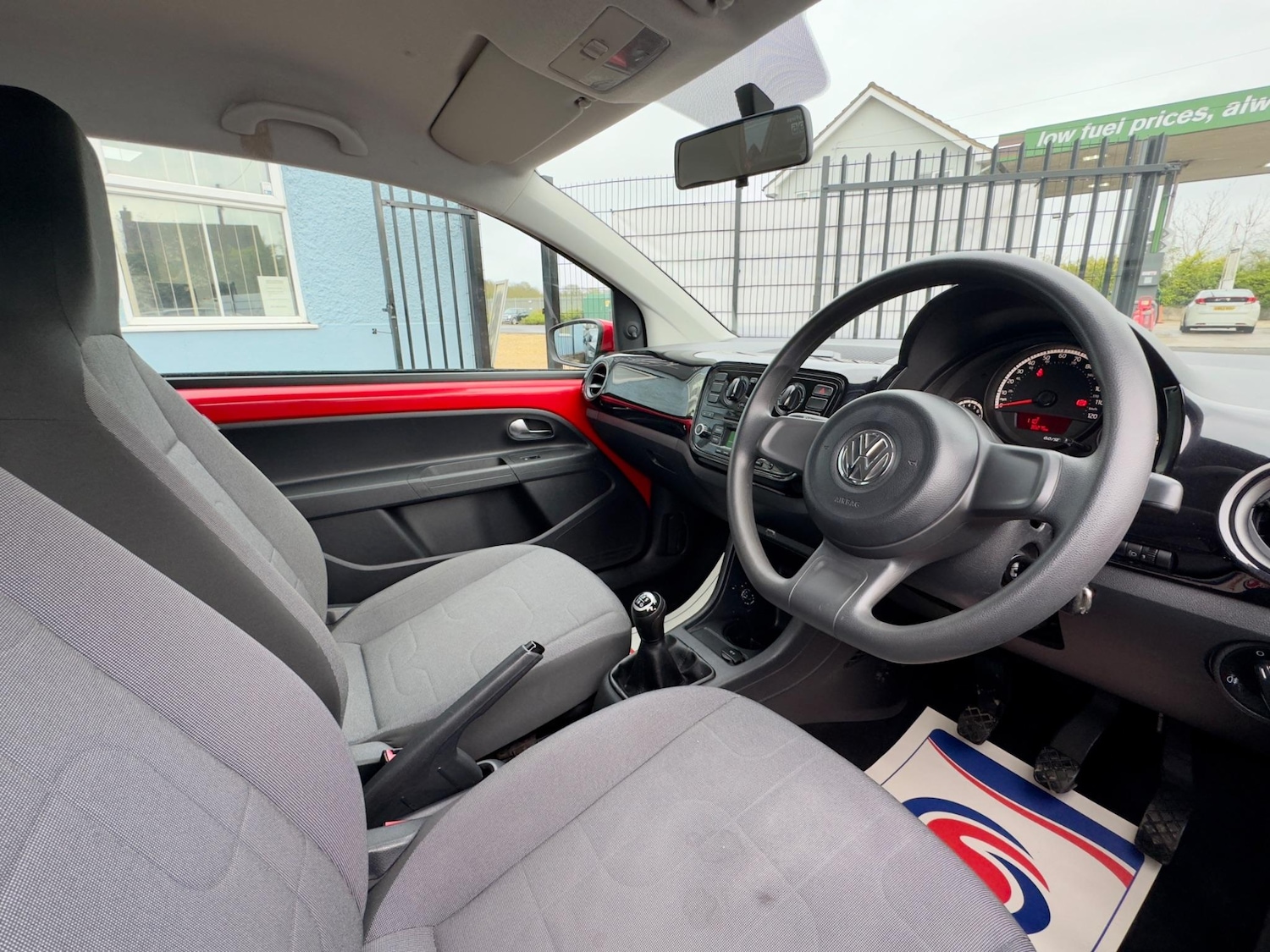 Used Volkswagen up! 2013 for sale - 77460545: Photo 13