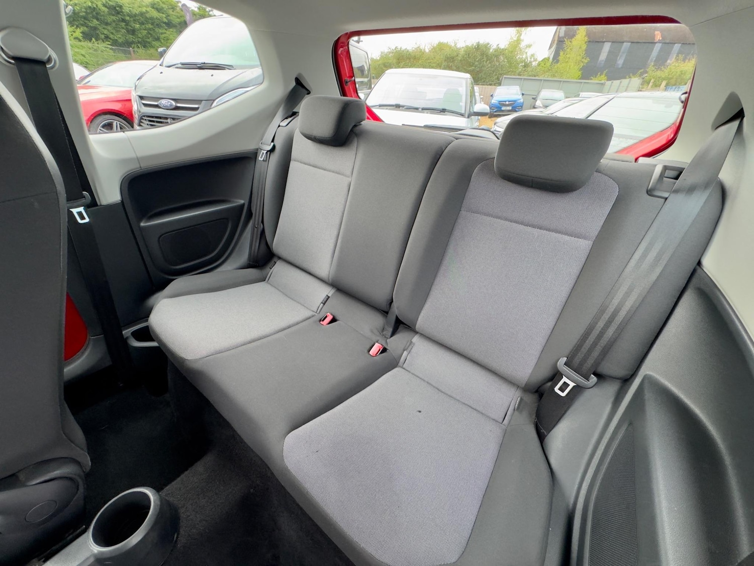 Used Volkswagen up! 2013 for sale - 77460545: Photo 18