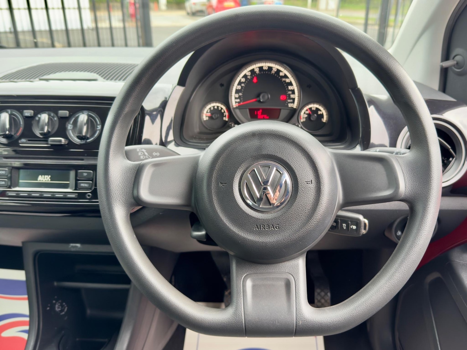 Used Volkswagen up! 2013 for sale - 77460545: Photo 23