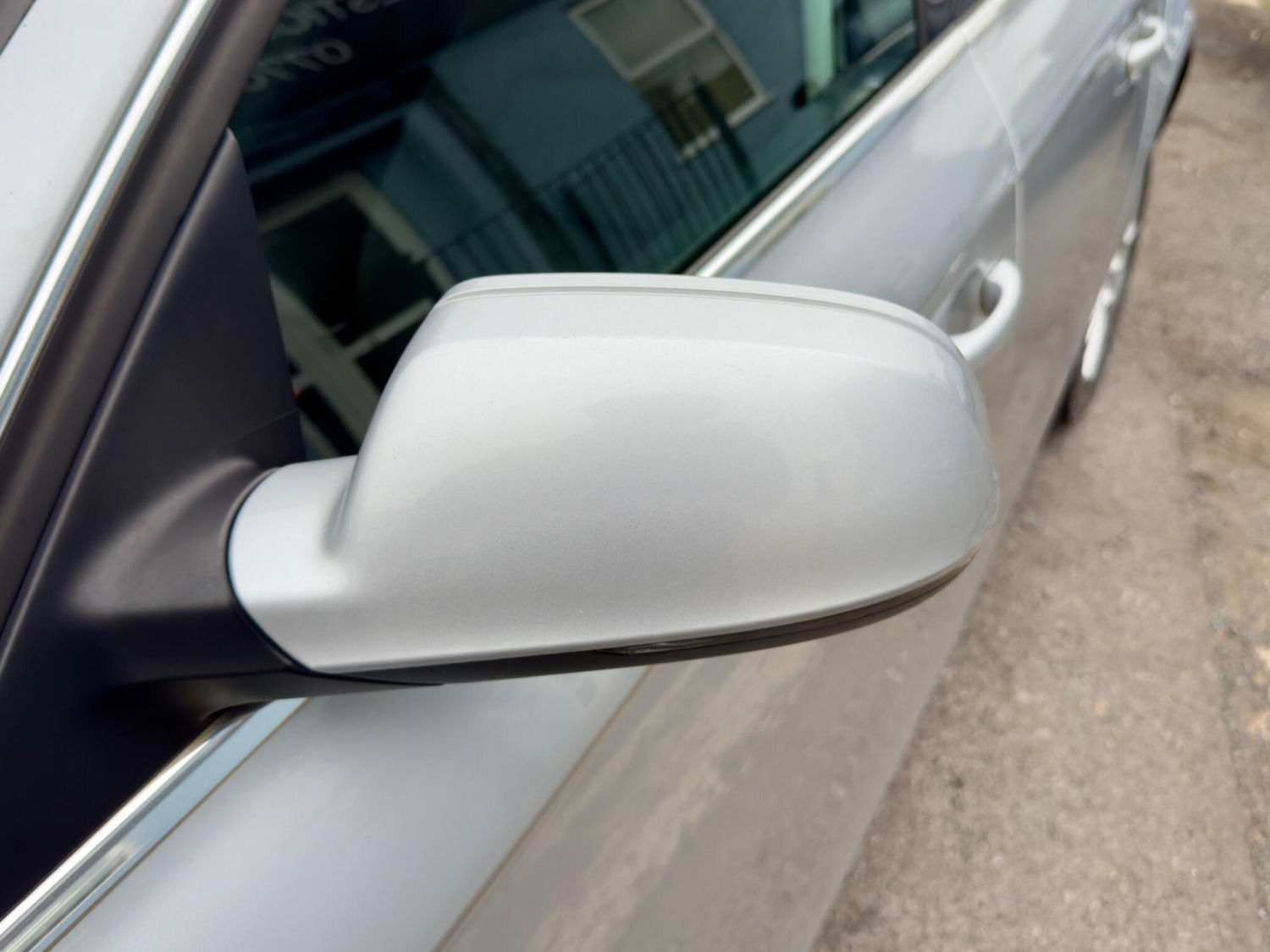 Used Audi A4 2010 for sale - 77460539: Photo 6