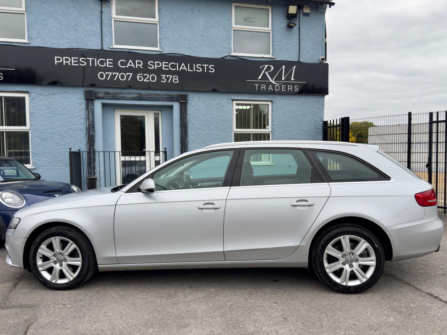 Used Audi A4 2010 for sale - 77460539: Photo 7