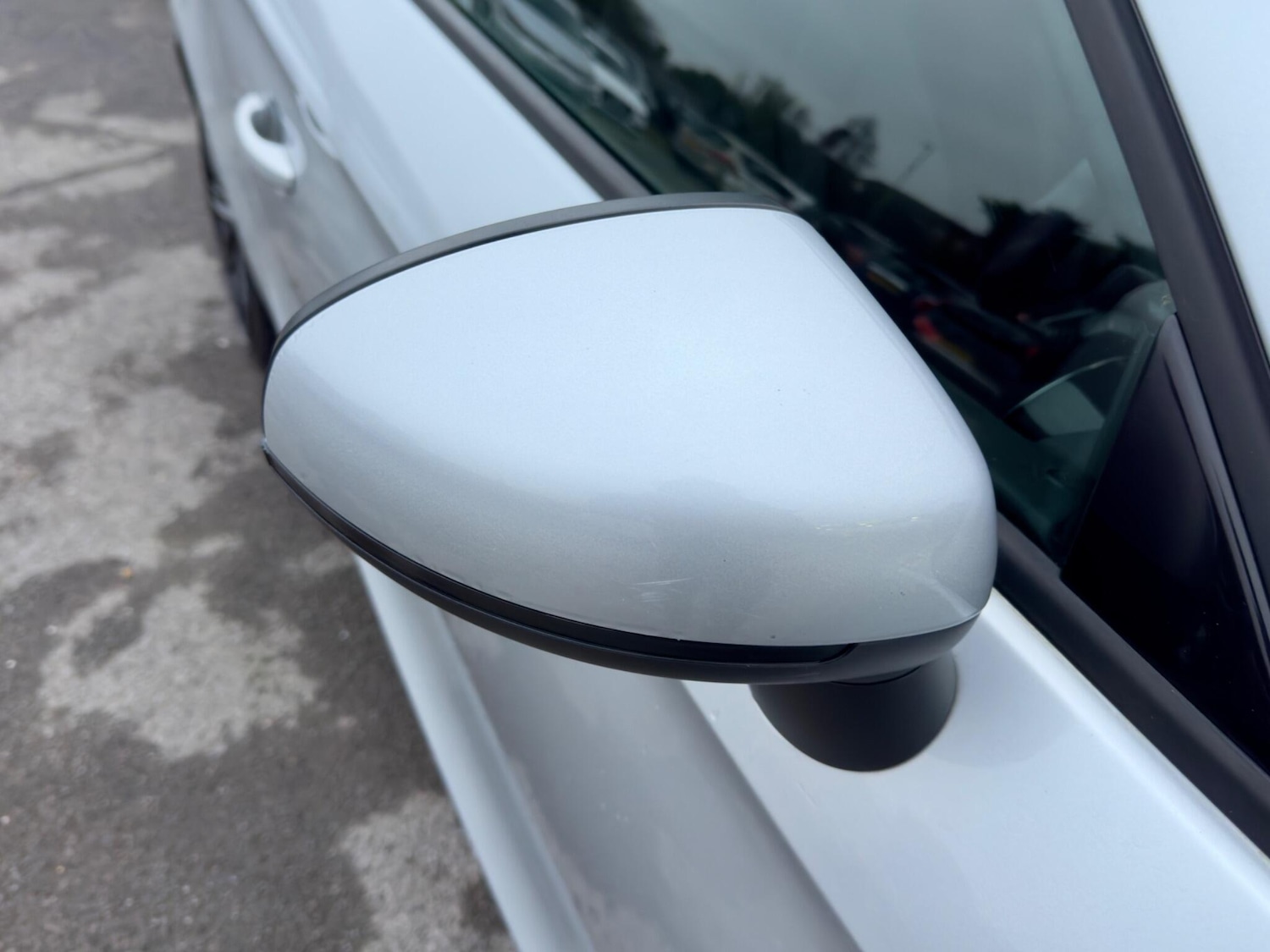 Used Audi A1 2012 for sale - 77460532: Photo 2