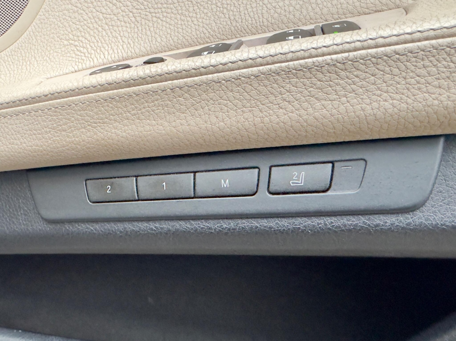 Used BMW 7 Series 2010 for sale - 77460546: Photo 30