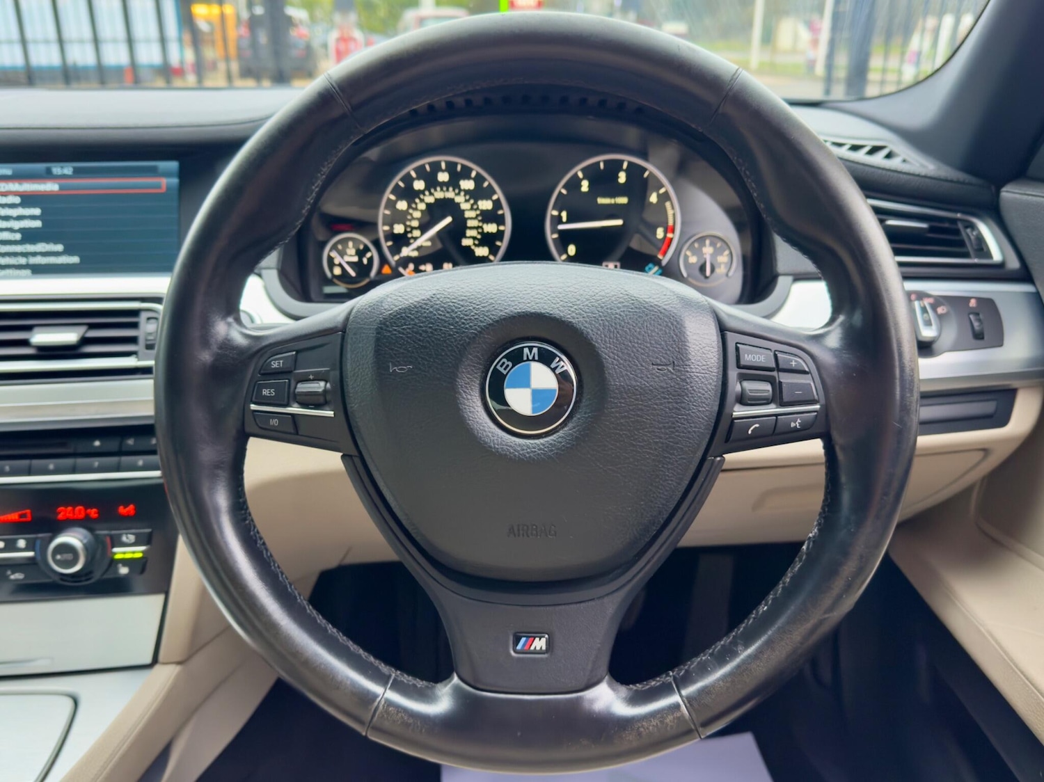 Used BMW 7 Series 2010 for sale - 77460546: Photo 35