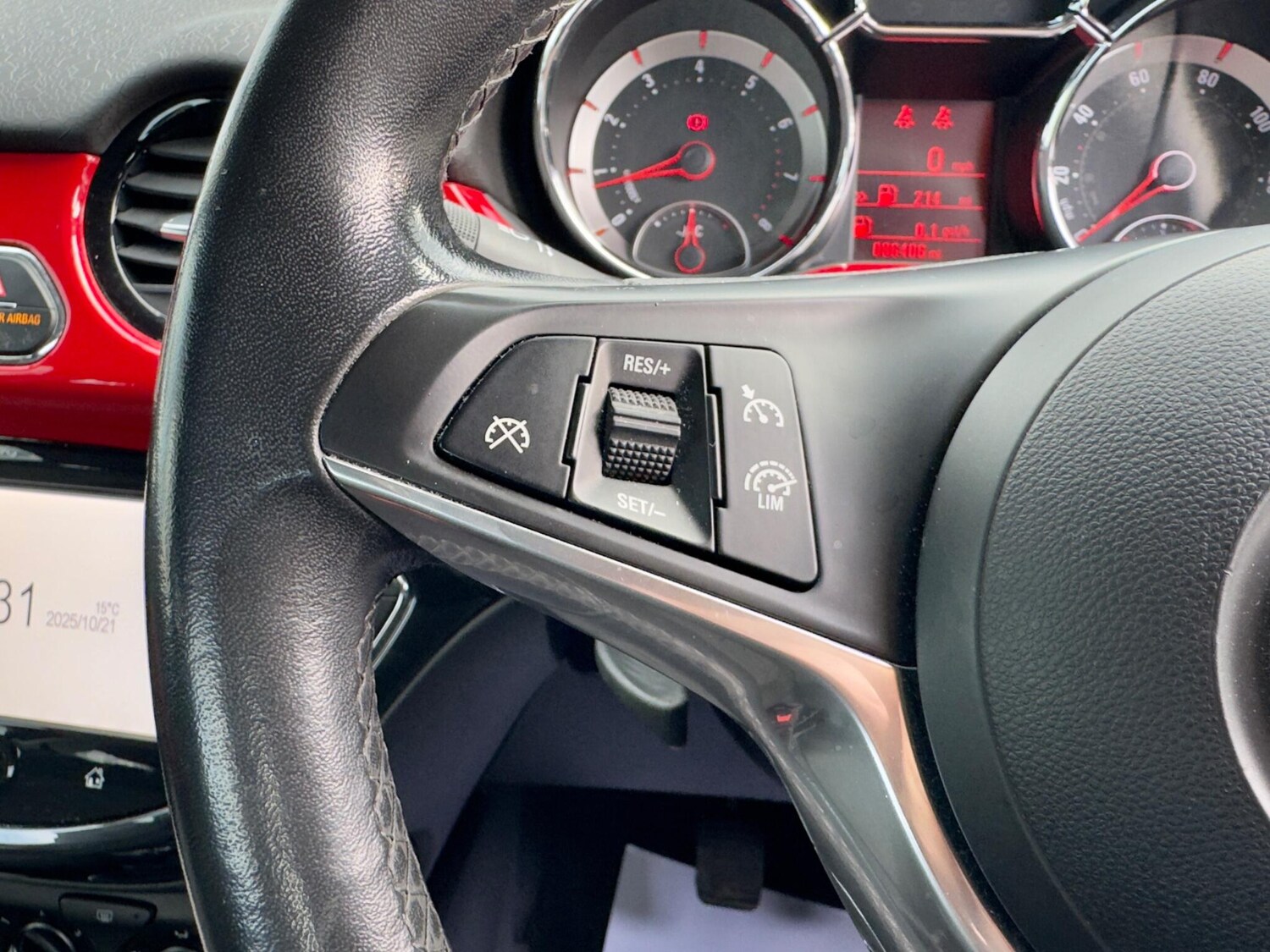 Used Vauxhall ADAM 2015 for sale - 76337372: Photo 26