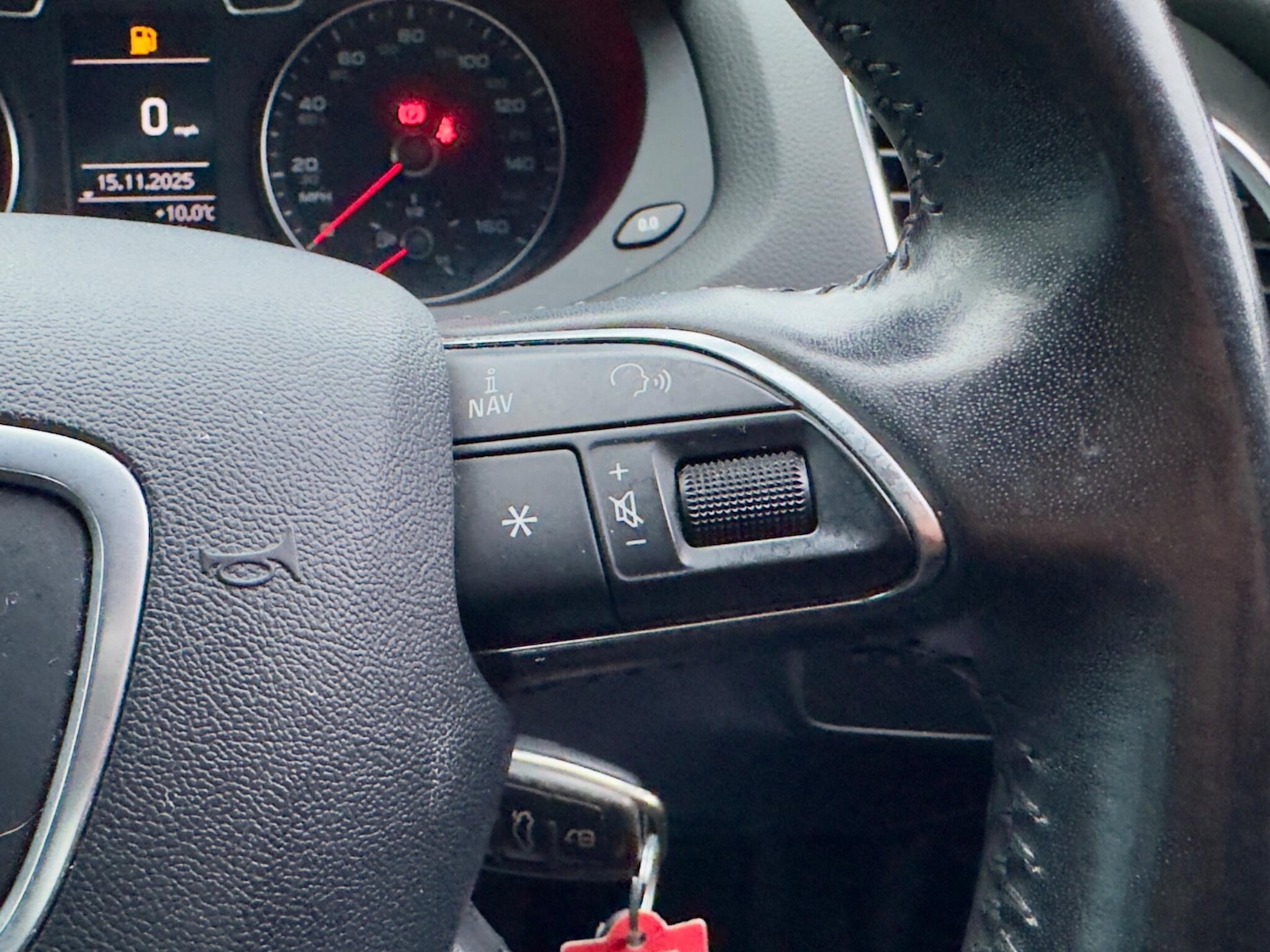 Used Audi Q3 2013 for sale - 76472935: Photo 29