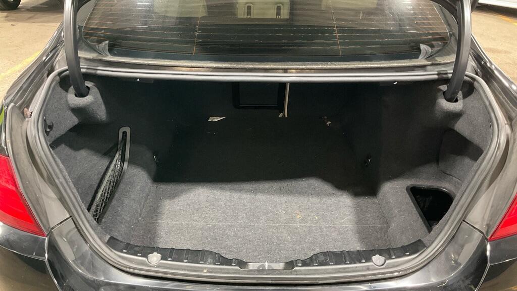 Used BMW 5 Series 2011 for sale - 76689187: Photo 12