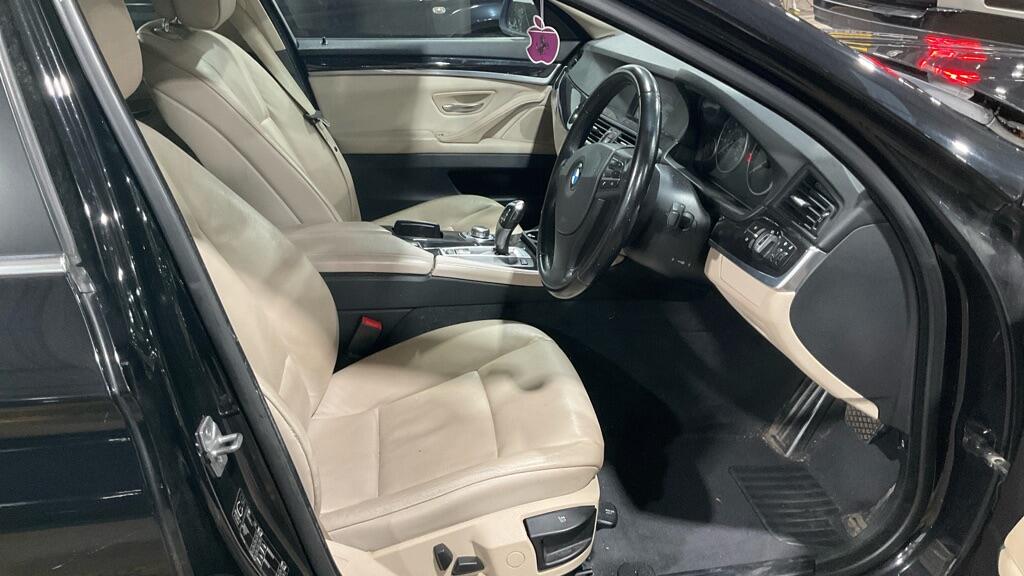 Used BMW 5 Series 2011 for sale - 76689187: Photo 8