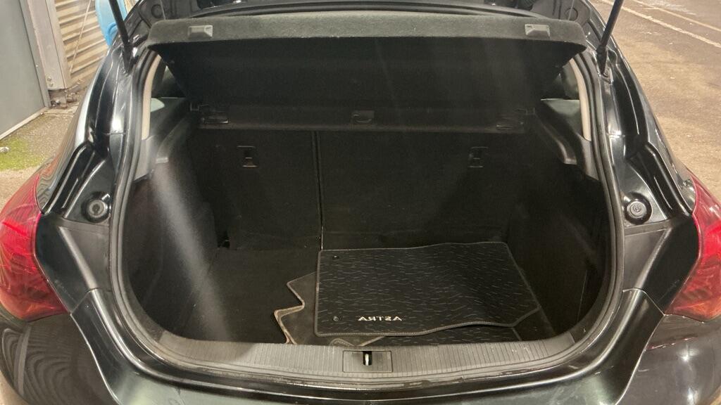 Used Vauxhall Astra 2013 for sale - 77174485: Photo 10