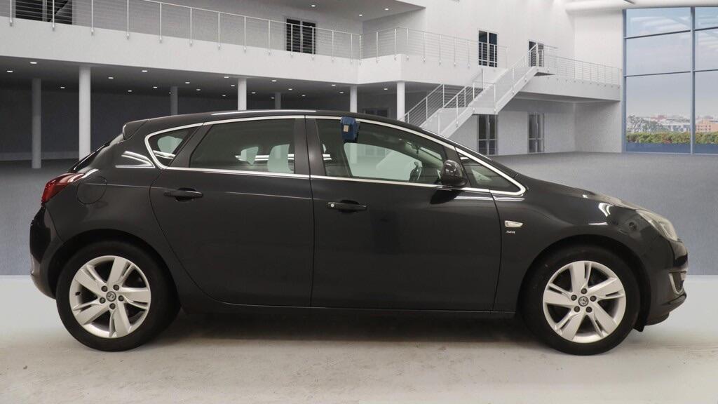 Used Vauxhall Astra 2013 for sale - 77174485: Photo 4
