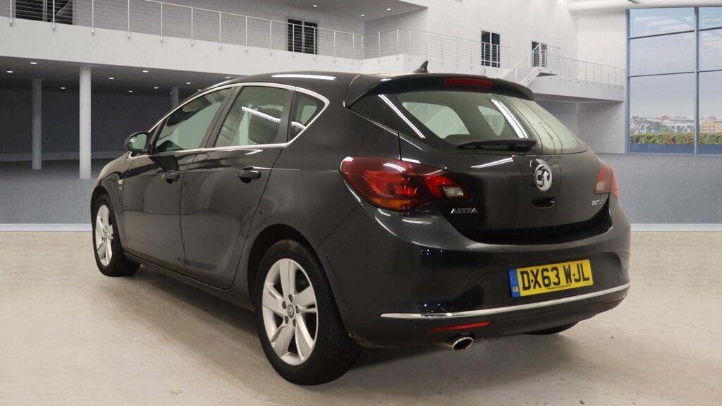 Used Vauxhall Astra 2013 for sale - 77174485: Photo 5
