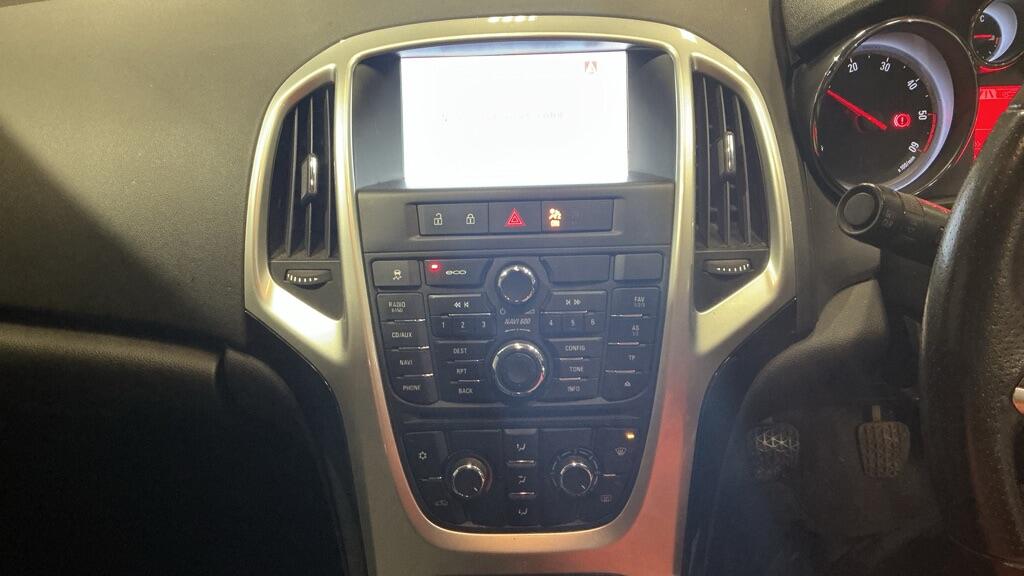 Used Vauxhall Astra 2013 for sale - 77174485: Photo 8