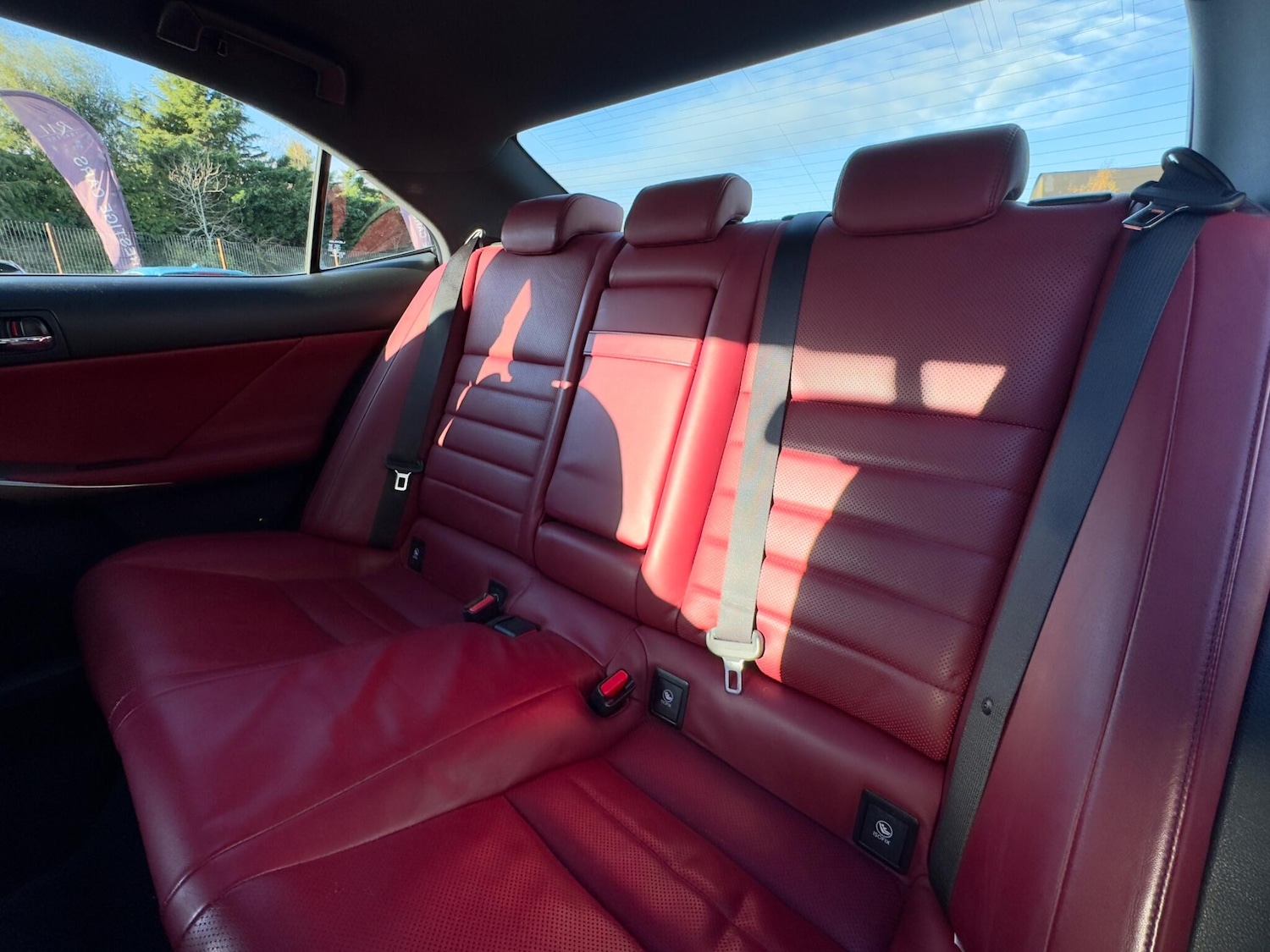 Used Lexus IS 2016 for sale - 76700633: Photo 28