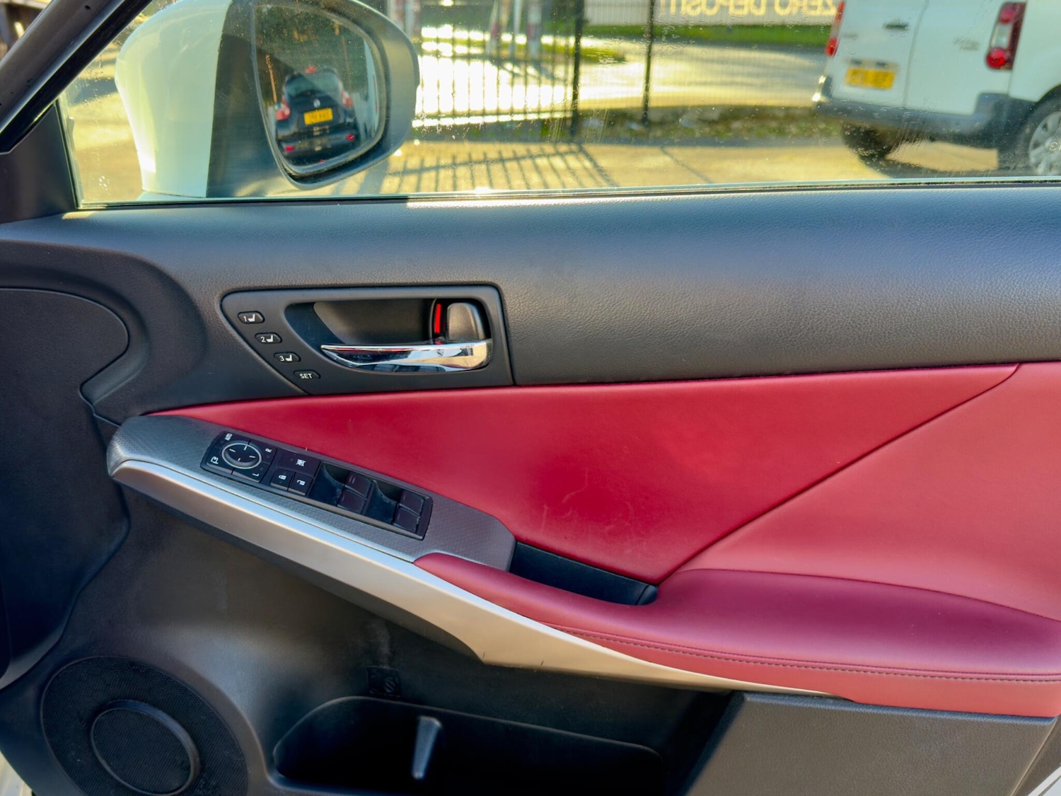 Used Lexus IS 2016 for sale - 76700633: Photo 30