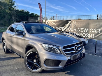 Mercedes-Benz - GLA