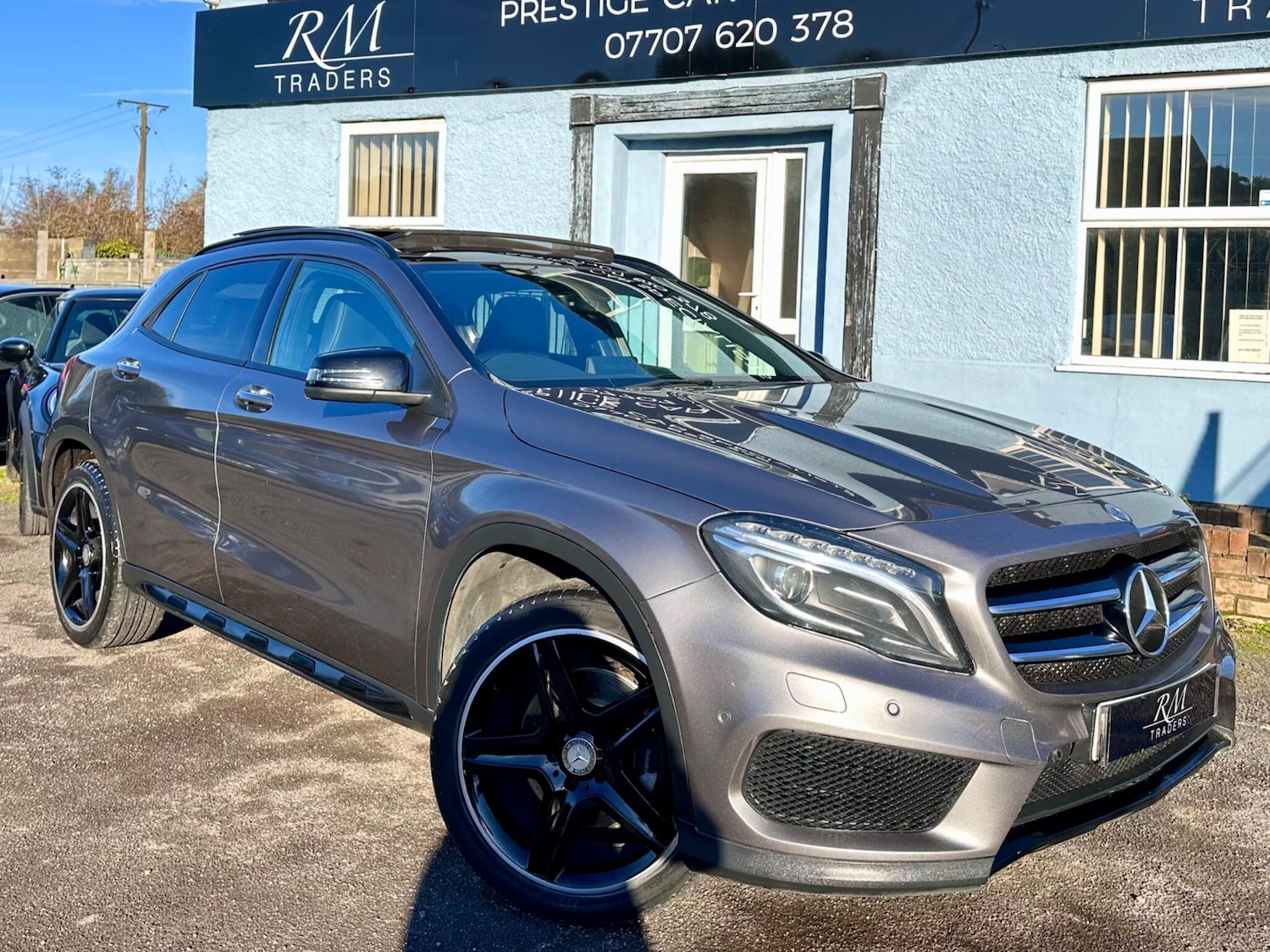 Used Mercedes-Benz GLA 2017 for sale - 76657128: Photo 2