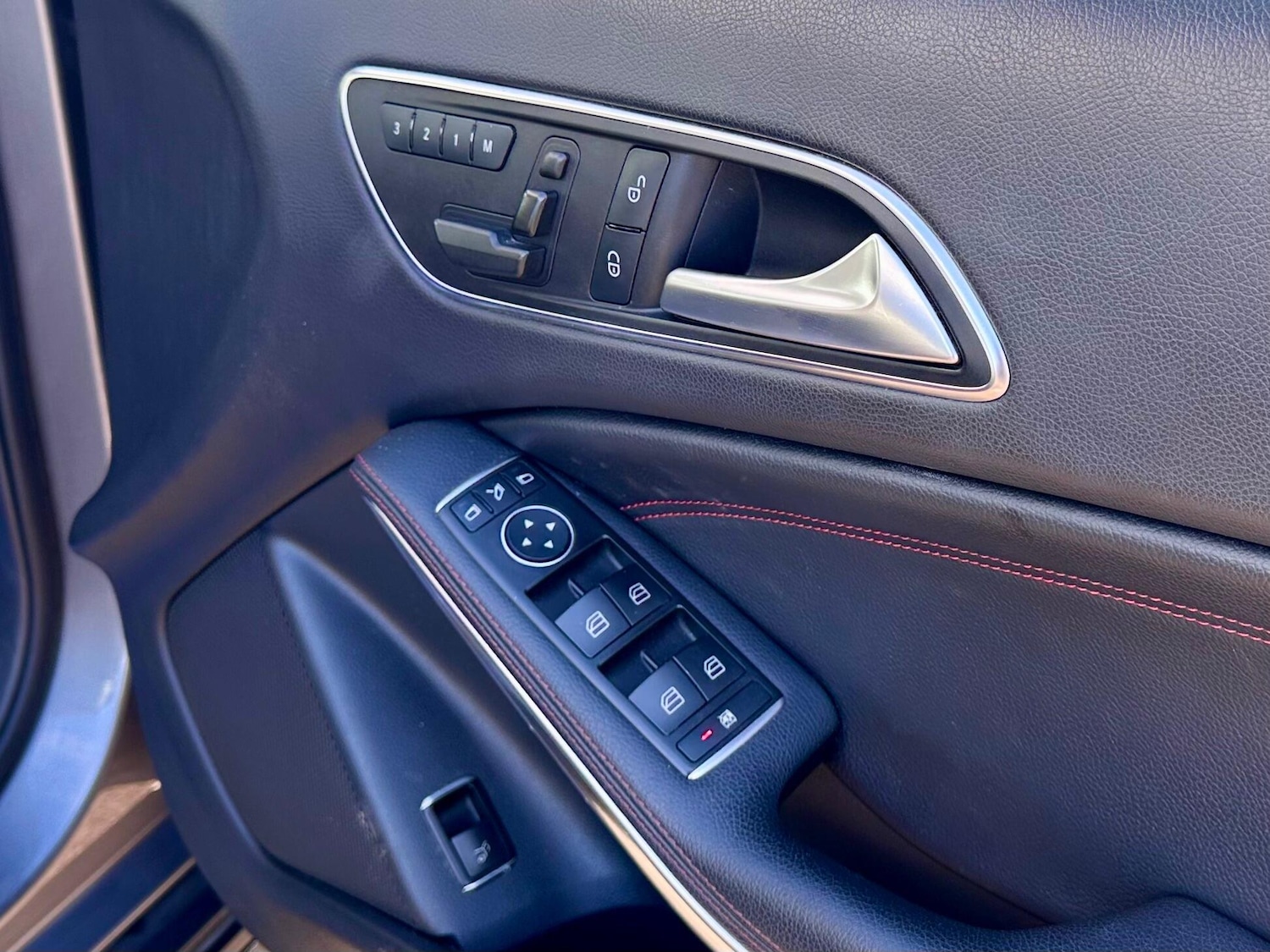 Used Mercedes-Benz GLA 2017 for sale - 76657128: Photo 28