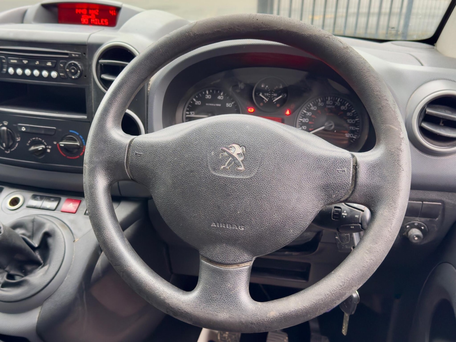 Used Peugeot Partner 2013 for sale - 77460526: Photo 18