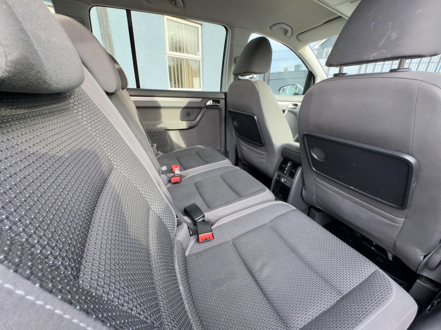 Used Volkswagen Touran 2010 for sale - 76498887: Photo 20