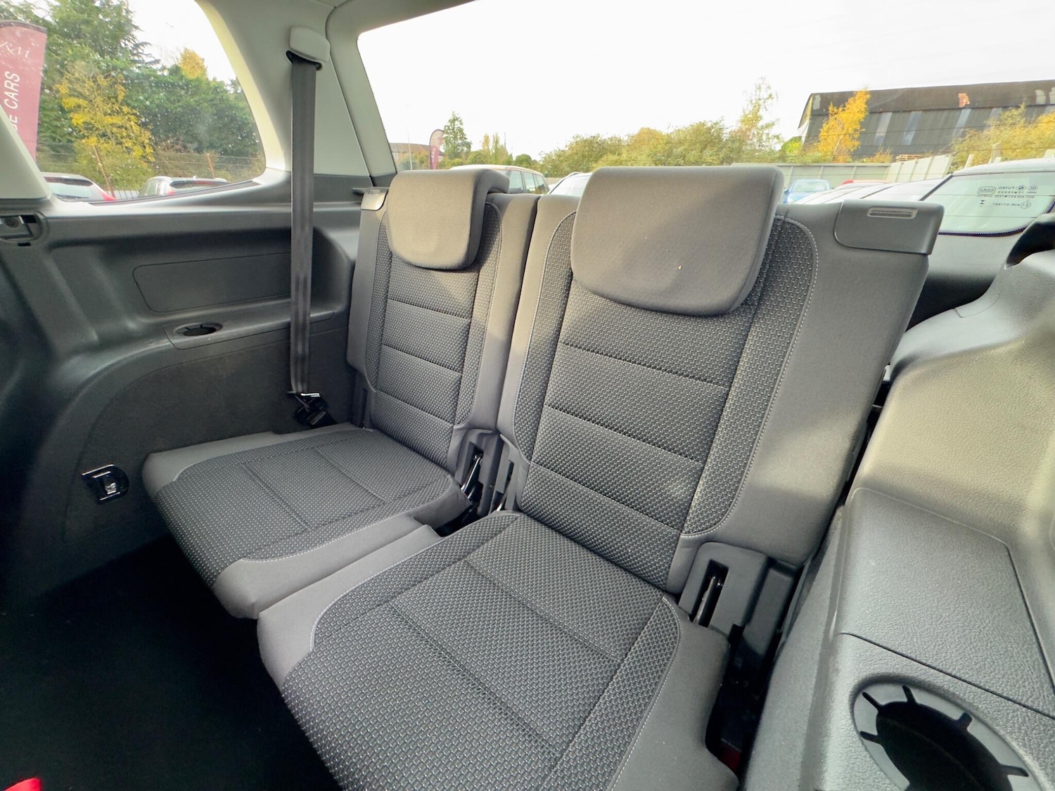 Used Volkswagen Touran 2010 for sale - 76498887: Photo 25