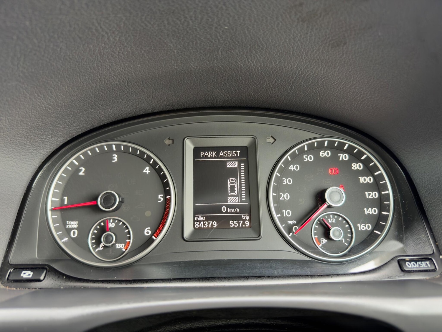 Used Volkswagen Touran 2010 for sale - 76498887: Photo 37