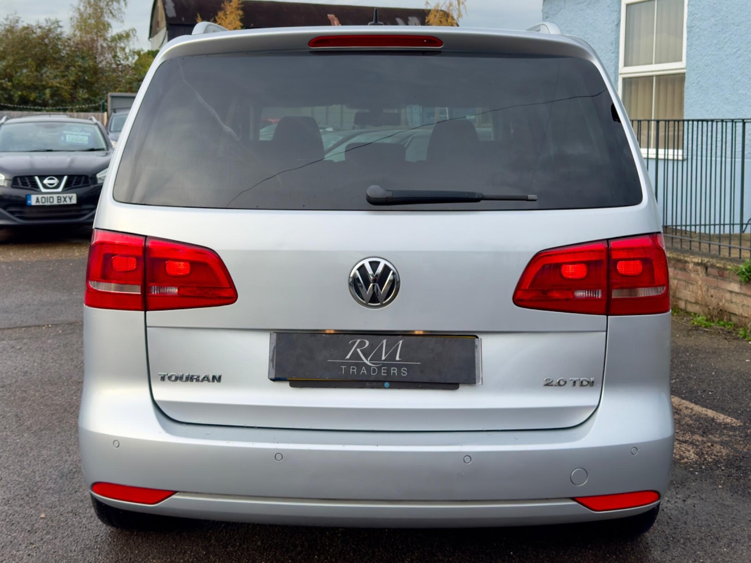 Used Volkswagen Touran 2010 for sale - 76498887: Photo 9