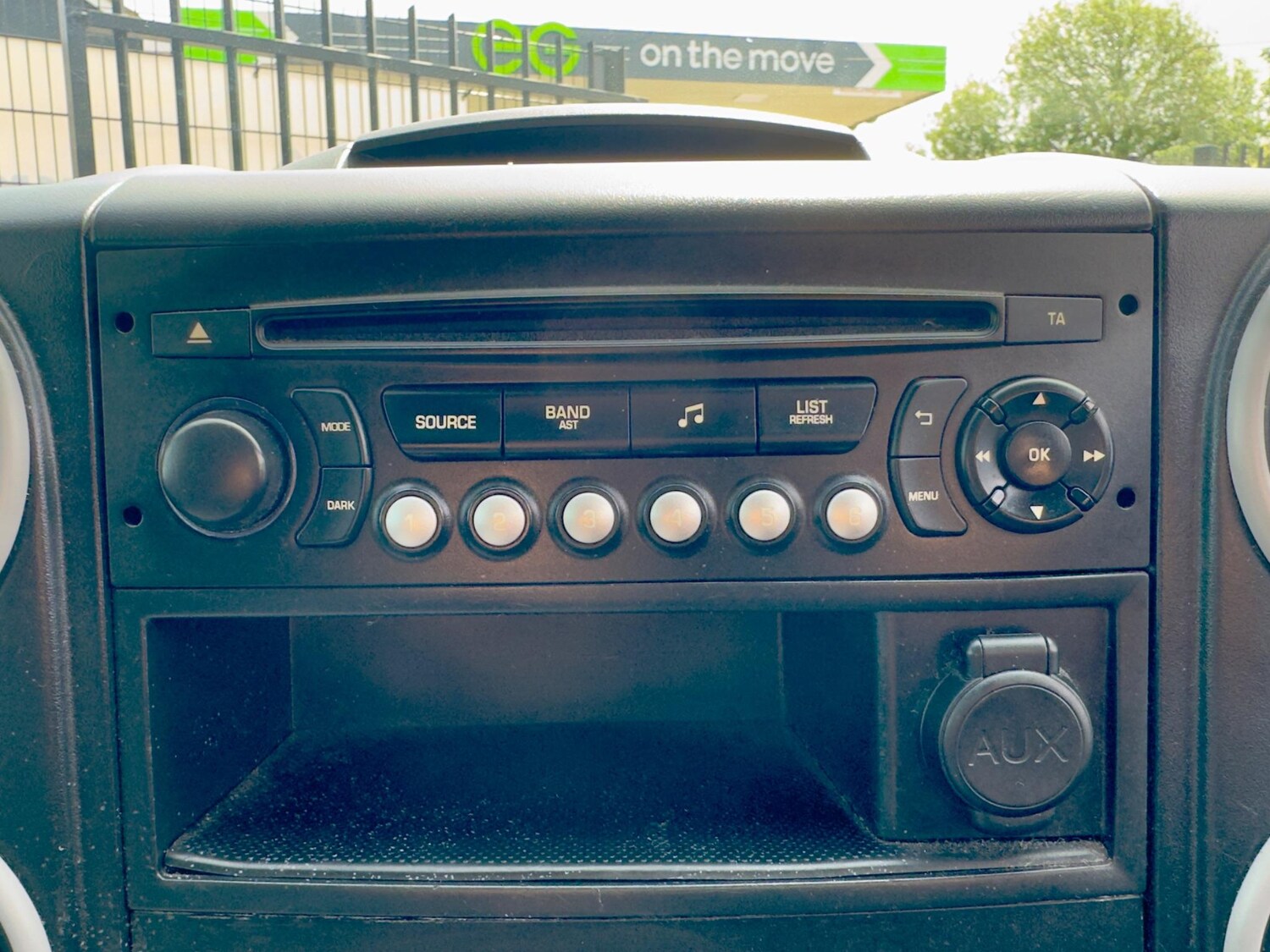 Vehicle 27