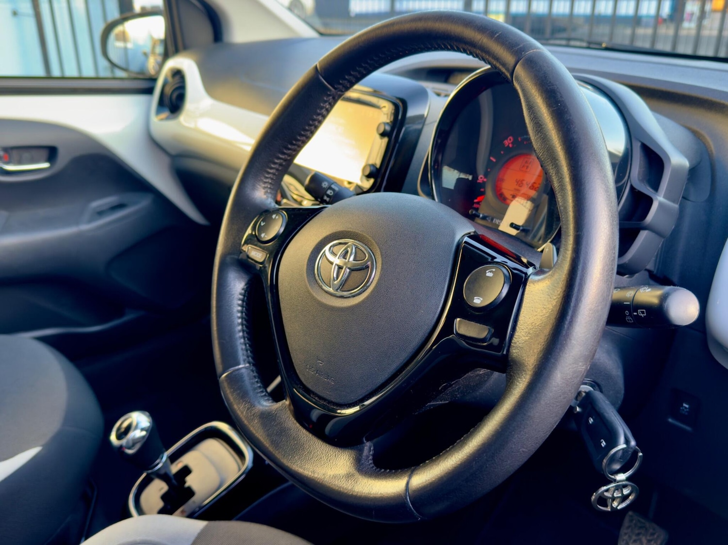 Used Toyota AYGO 2018 for sale - 77081363: Photo 19