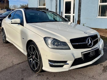 Used Mercedes-Benz C Class 2011 for sale - 77460533: Photo