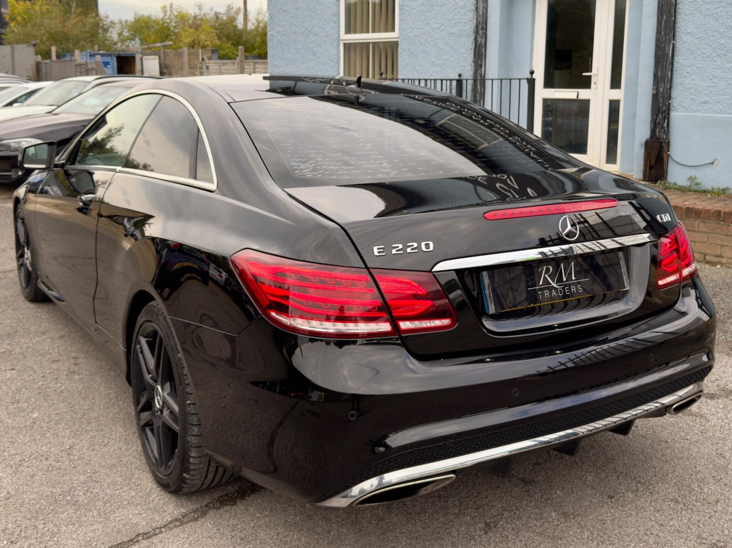 Used Mercedes-Benz E-Class 2014 for sale - 76095218: Photo 11