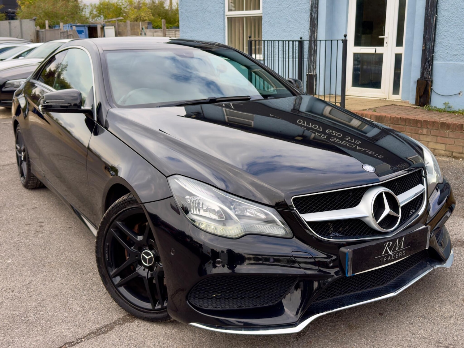 Used Mercedes-Benz E-Class 2014 for sale - 76095218: Photo 2