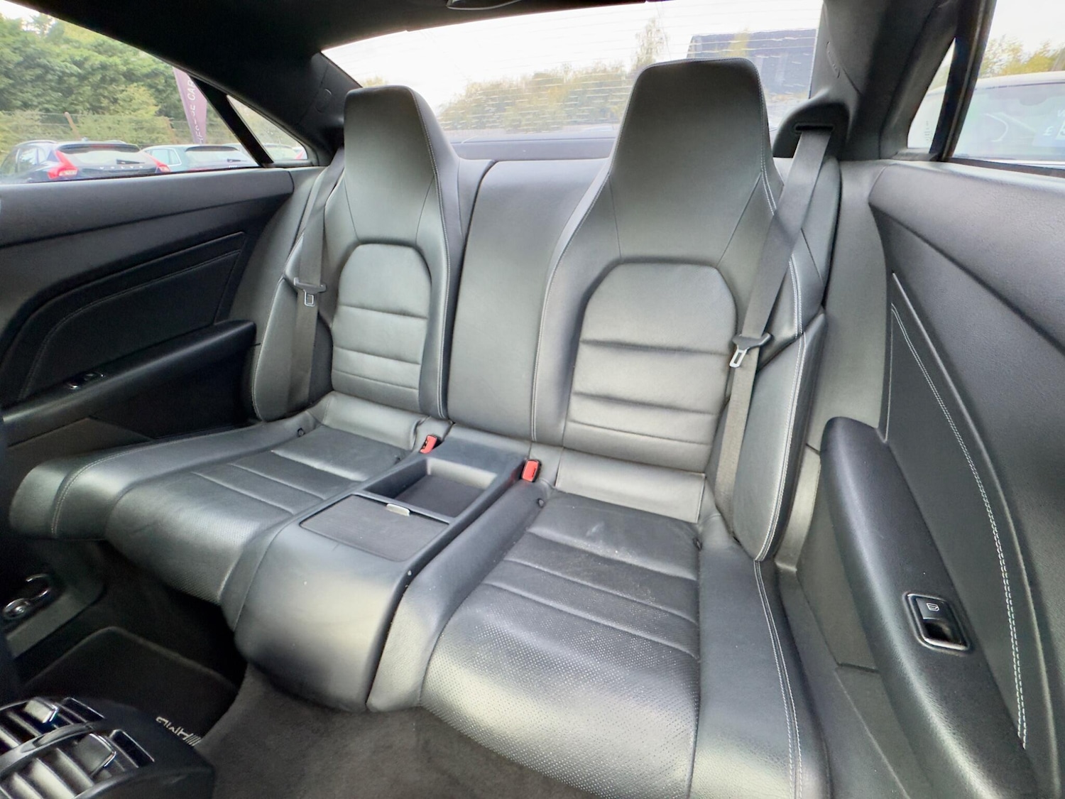 Used Mercedes-Benz E-Class 2014 for sale - 76095218: Photo 24