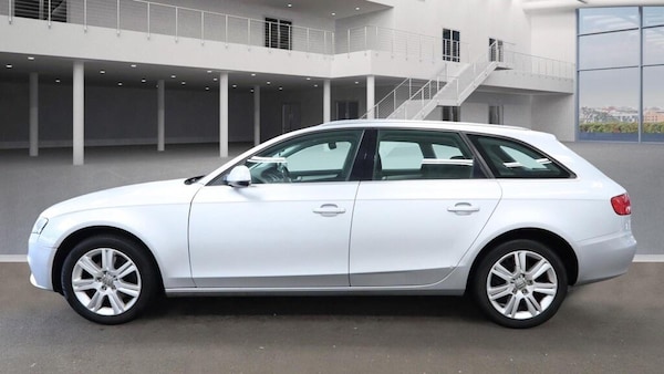 Used Audi A4 Avant 2010 for sale - 76283778: Photo 3