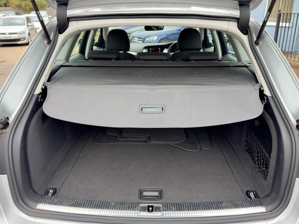 Used Audi A4 Avant 2010 for sale - 76283778: Photo 51