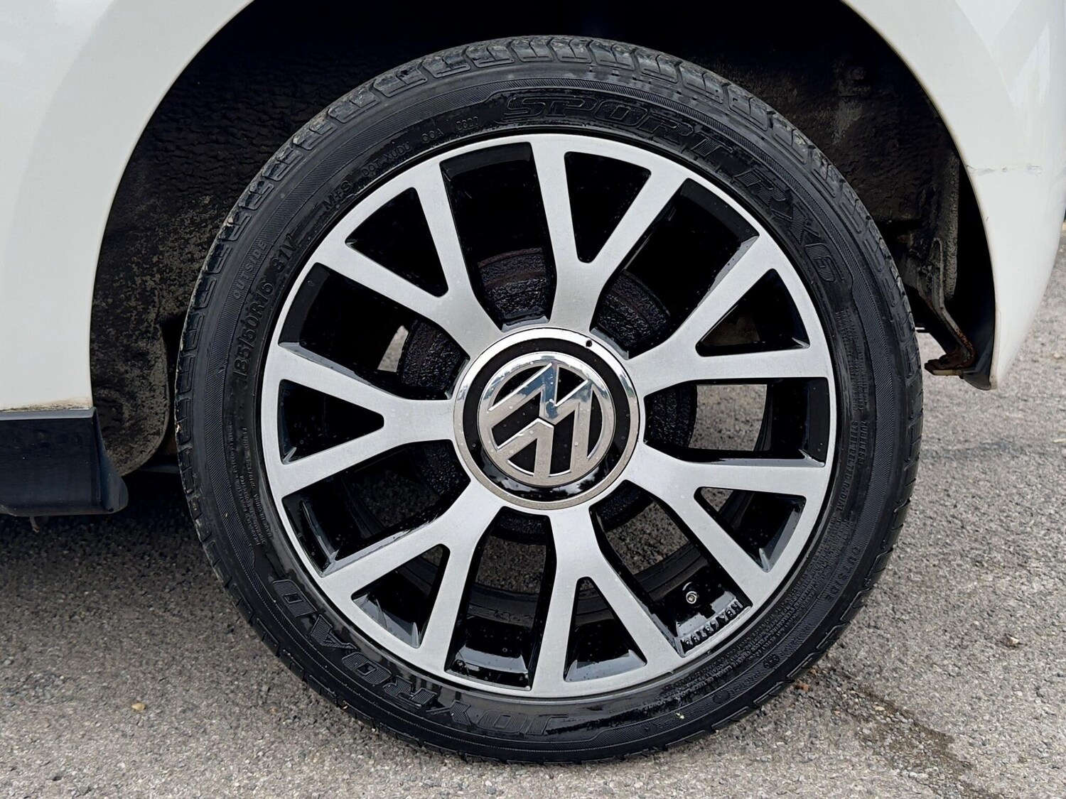 Used Volkswagen up! 2013 for sale - 75781656: Photo 13