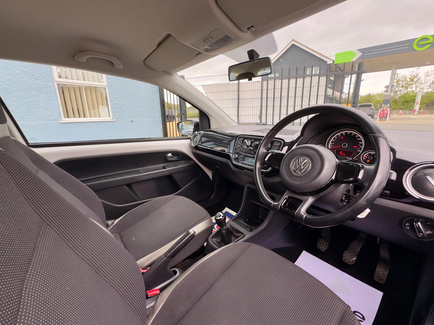 Used Volkswagen up! 2013 for sale - 75781656: Photo 15