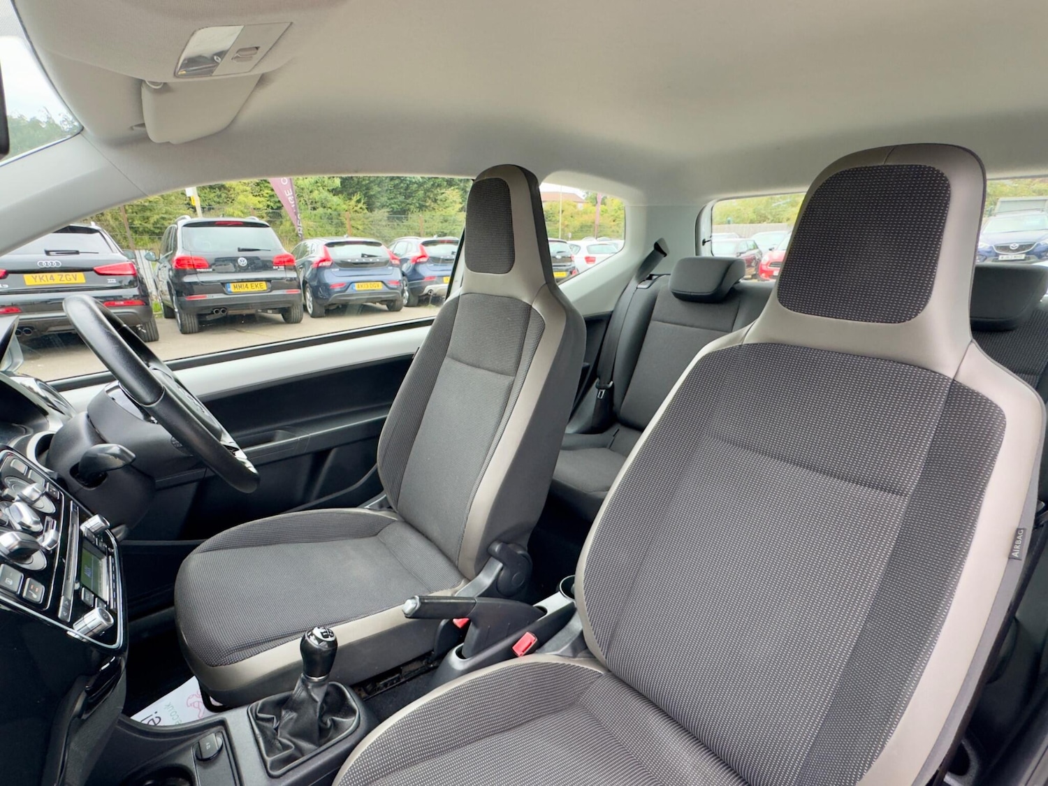 Used Volkswagen up! 2013 for sale - 75781656: Photo 18