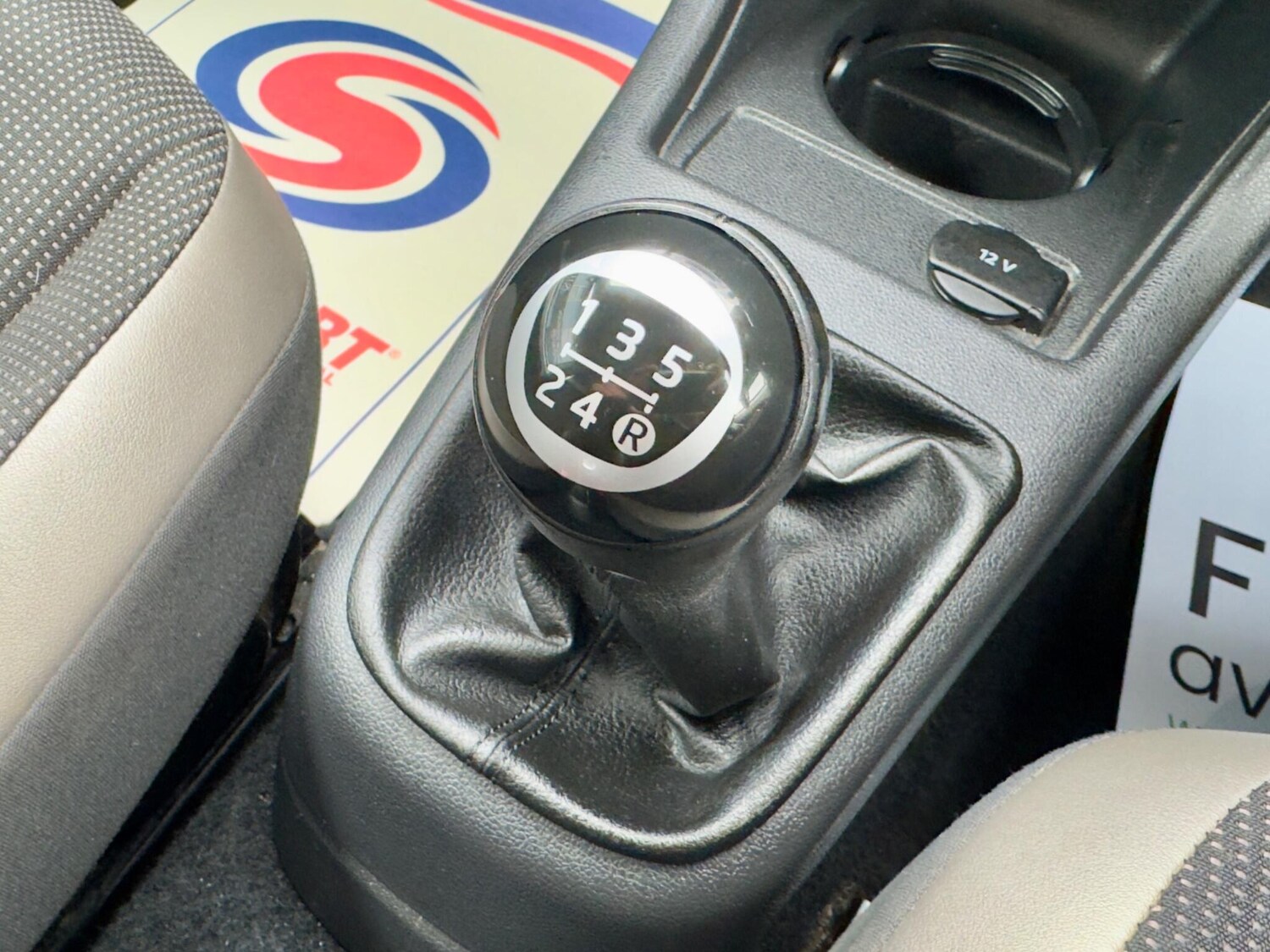 Used Volkswagen up! 2013 for sale - 75781656: Photo 31