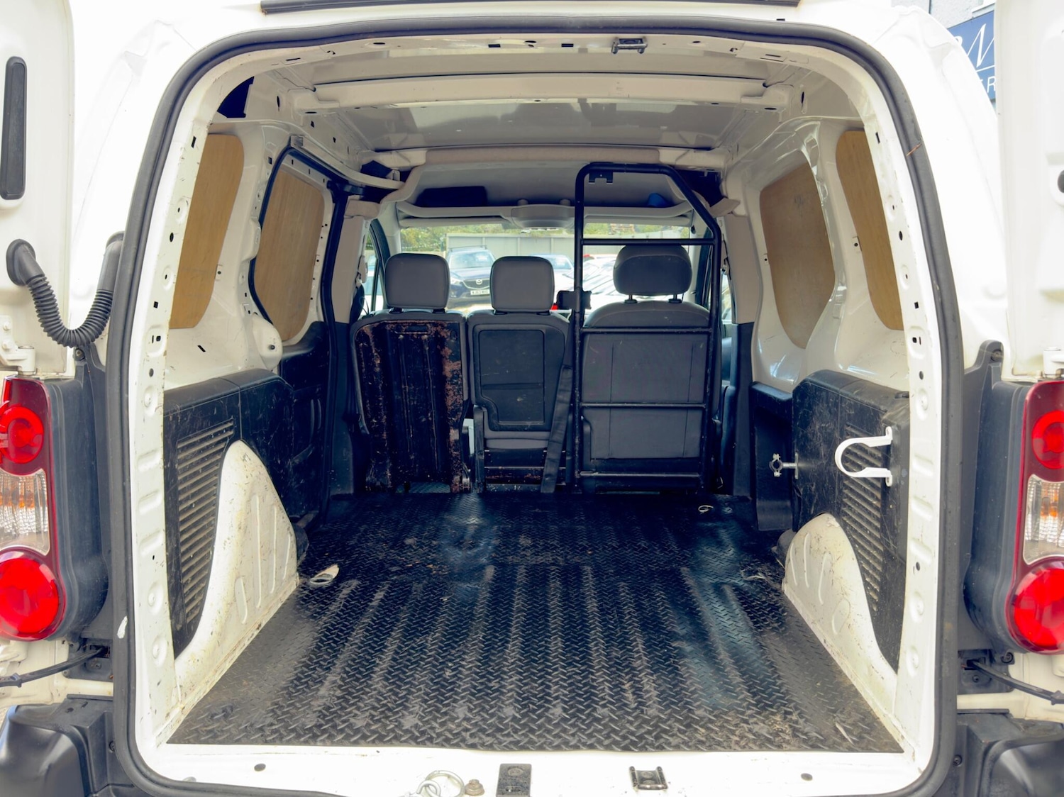 Vehicle 39