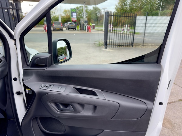 Used Peugeot Partner 2020 for sale - 76283701: Photo 29