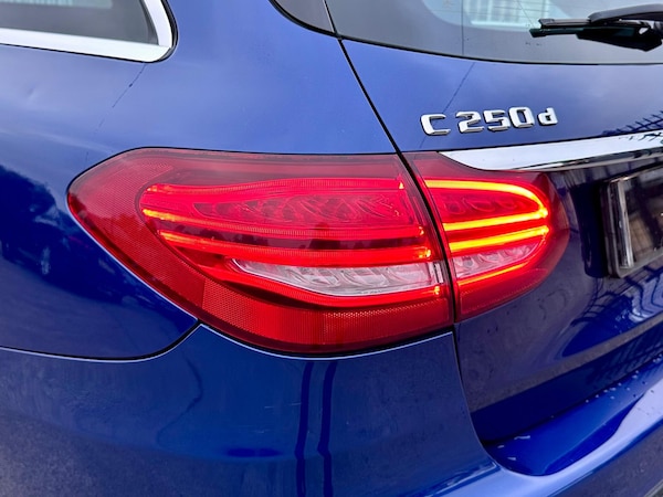 Used Mercedes-Benz C Class 2016 for sale - 76137254: Photo 12