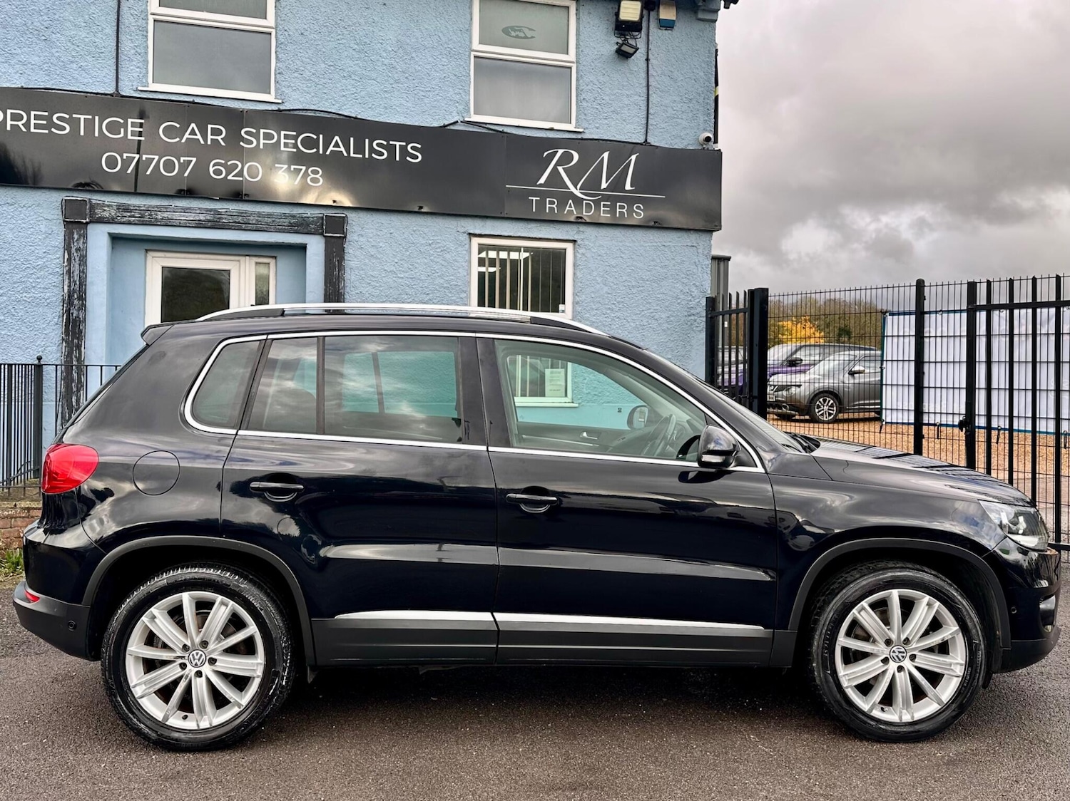 Used Volkswagen Tiguan 2012 for sale - 77460509: Photo 10