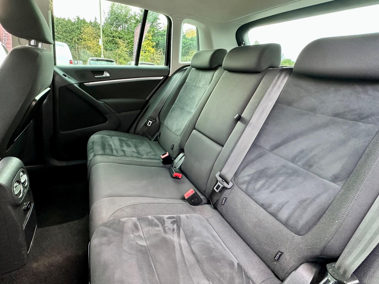 Used Volkswagen Tiguan 2012 for sale - 77460509: Photo 20