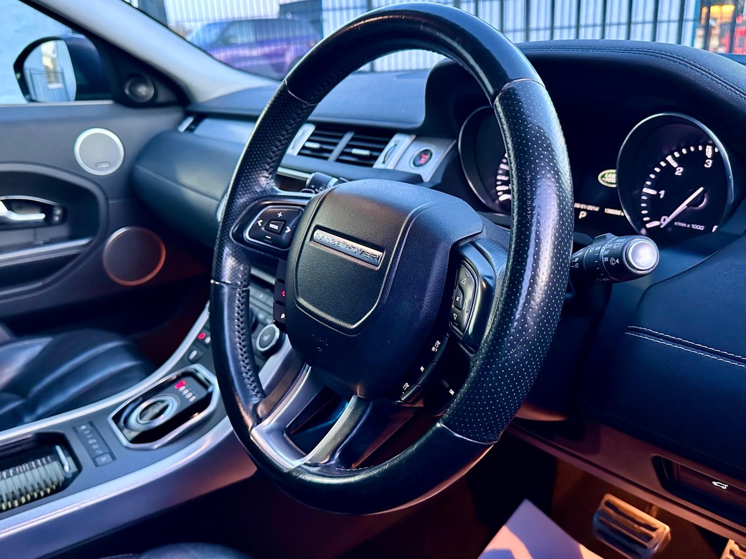 Used Land Rover Range Rover Evoque 2015 for sale - 76688906: Photo 28