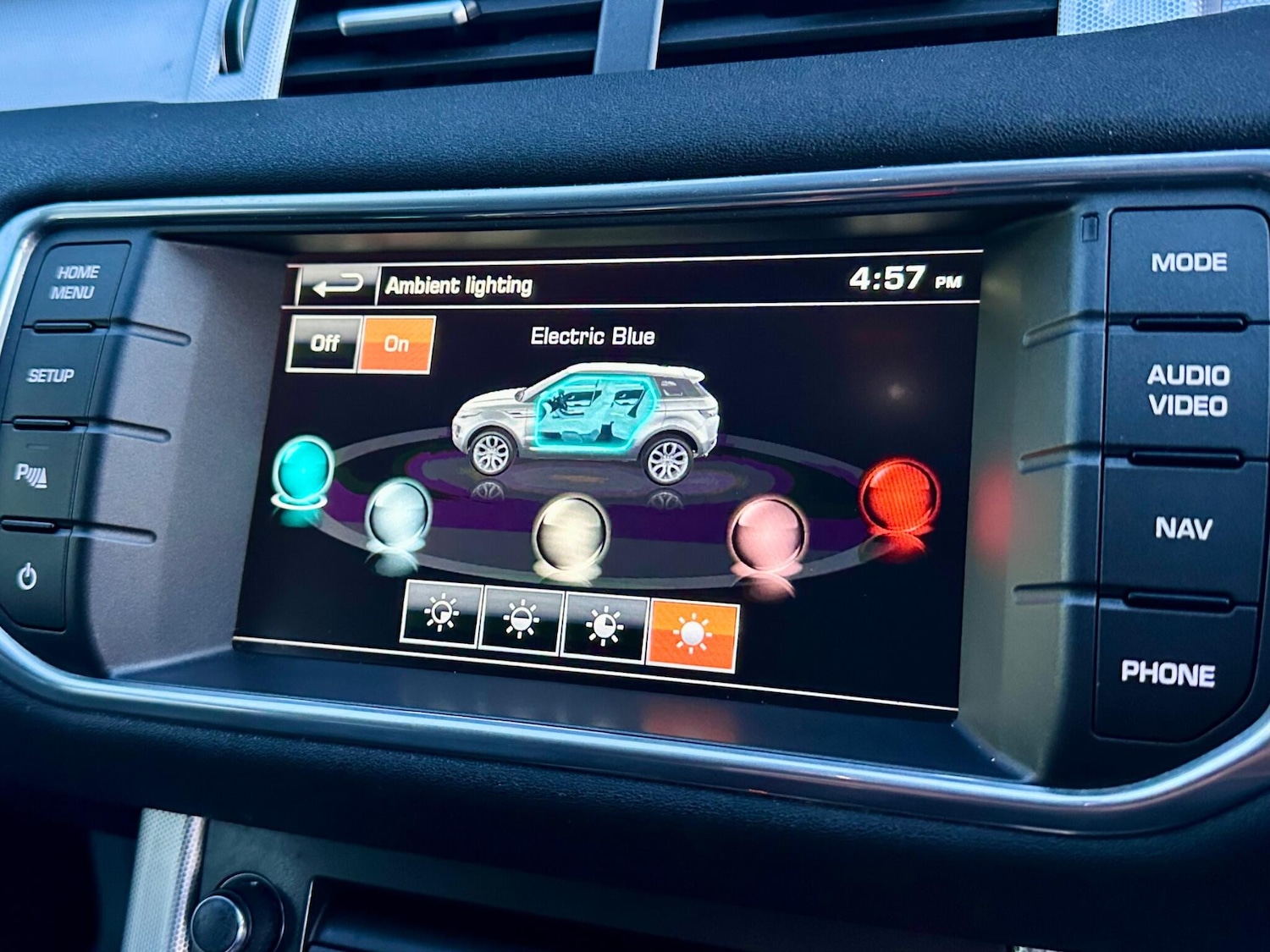 Used Land Rover Range Rover Evoque 2015 for sale - 76688906: Photo 35