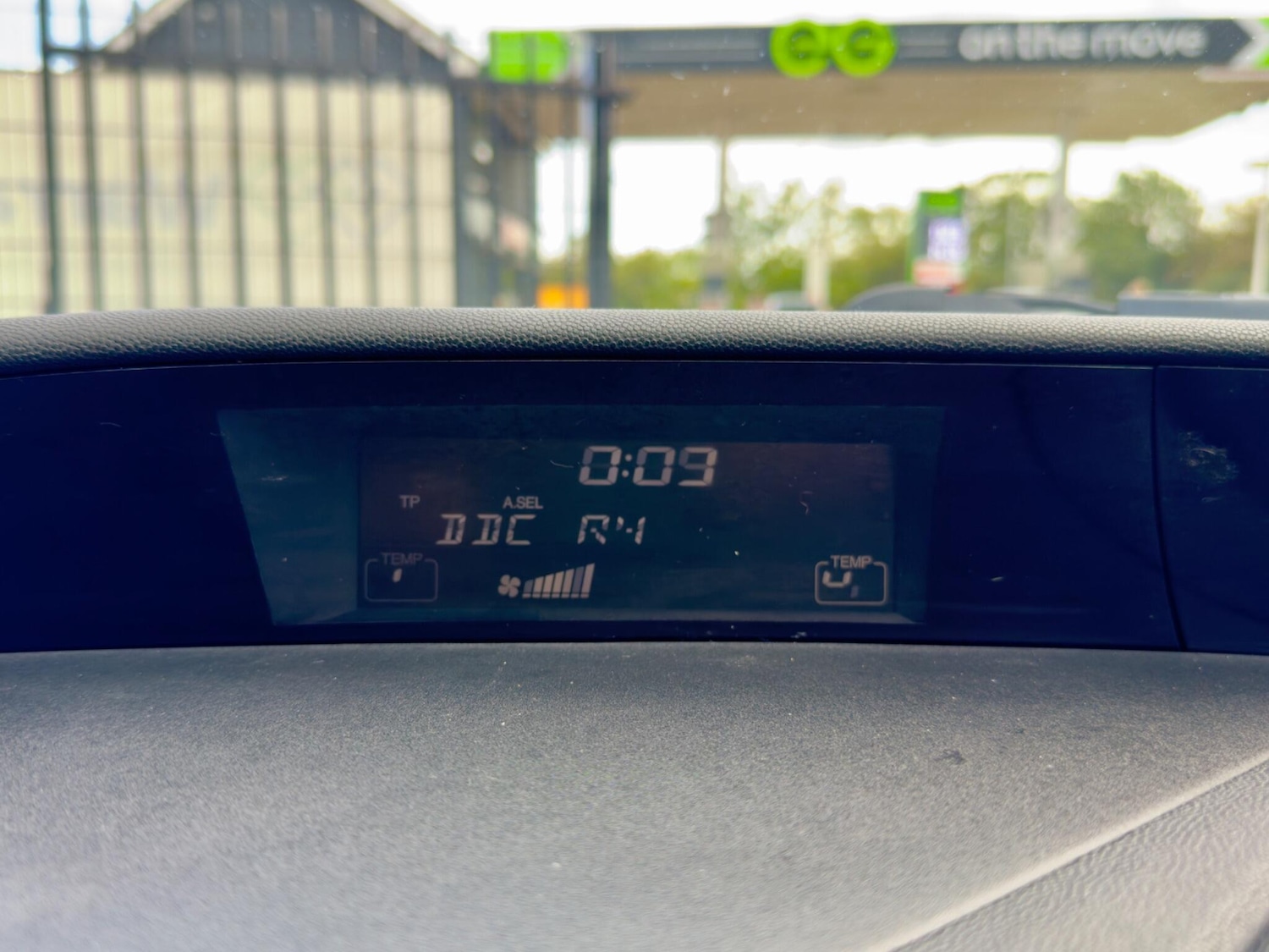 Vehicle 29