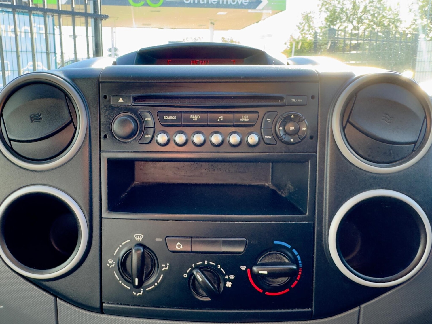 Used Citroen Berlingo 2013 for sale - 76370318: Photo 23